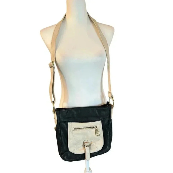 Steve Madden purse black and white expandable - Picture 5 of 5